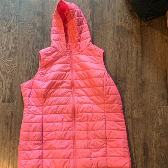 Torrid Vest Size 2 - Picture 1 of 4